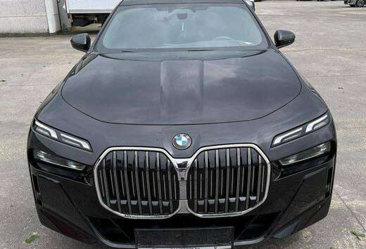 BMW 740 dXAS MHEV M-SPORT*GPS*HUD*LED