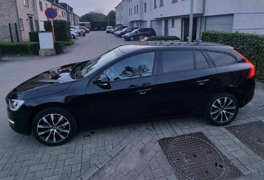 Volvo 1.5 T2 Black 2018 Automaat  ### 98000 km  ###