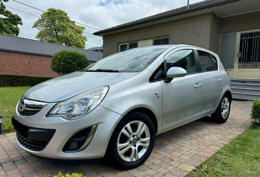 Opel 1.2 - 85 ch Twinport 150ème Anniversaire