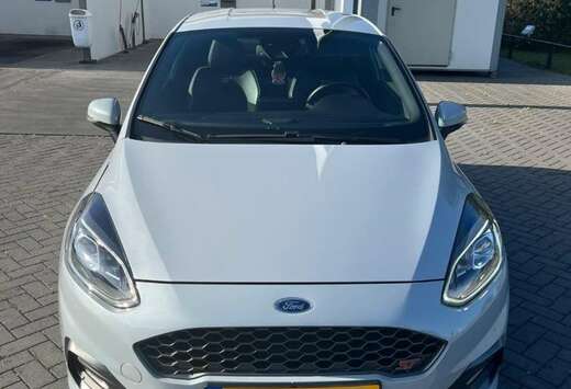 Ford 1.5 EcoBoost 200 S&S ST3 Recaro B&O
