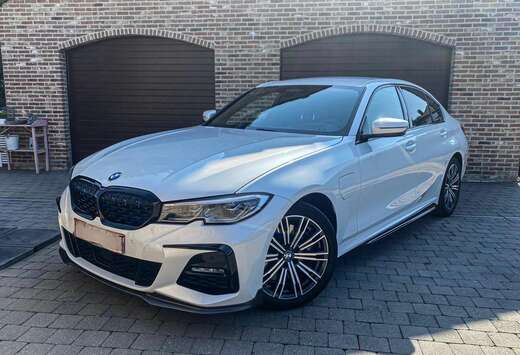 BMW 330E