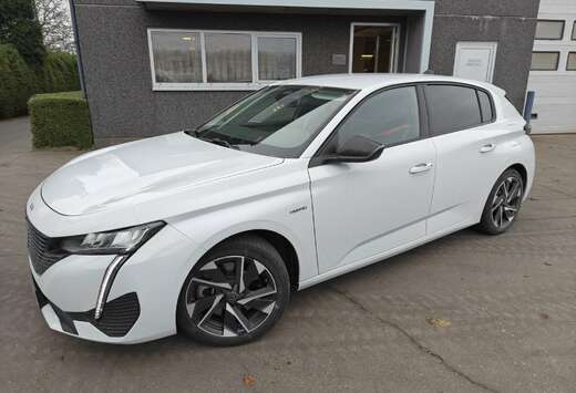 Peugeot Hybrid 180 e-EAT8 Allure Pack