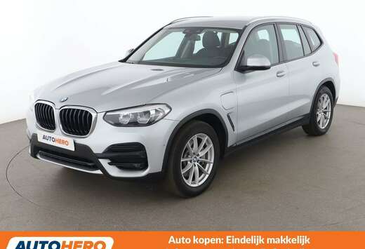 BMW xDrive 30e Advantage