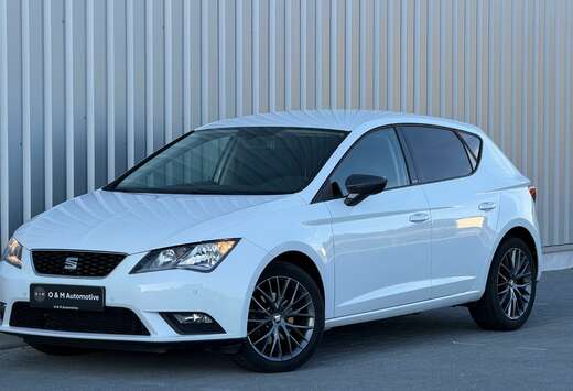 SEAT Leon 1.6 CR TDi Connect 17\