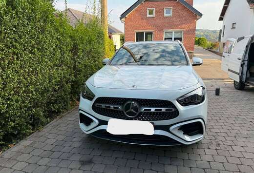 Mercedes-Benz GLA 180 AMG Line AMG Line