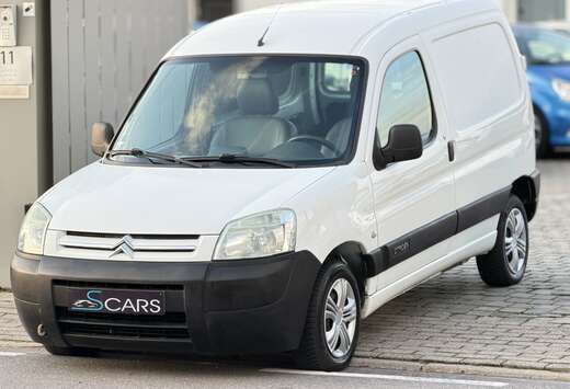 Citroen 1.1i benzine ** 145.000 Km ** lichtevracht **