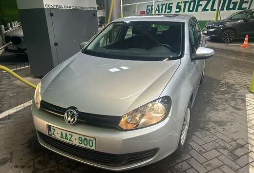 Volkswagen 1.4L BENZINE. 89800 KM. 2011. 6900 EURO