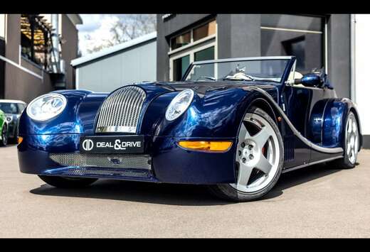 Morgan 4.4 V8 MANUAL°ASTON MARTIN COLOUR MENDIP BLUE