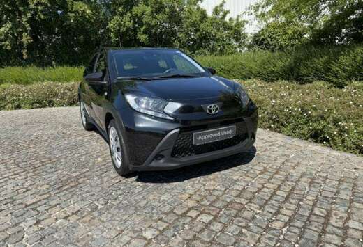 Toyota X play