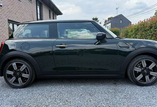 MINI 1.5A Serie Speciale RESOLUTE
