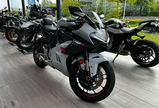 675SR-R // IN STOCK, DIRECT LEVERBAAR!