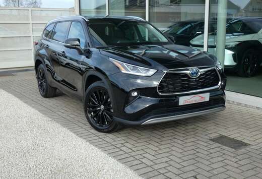 Toyota Hybrid AWD Premium Plus 7PL +Trekhaak +PANO