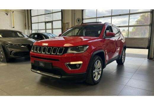 Jeep 1.3 Turbo 4x2 Limited & to pano