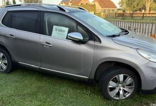 Peugeot 2008 1.6i Allure