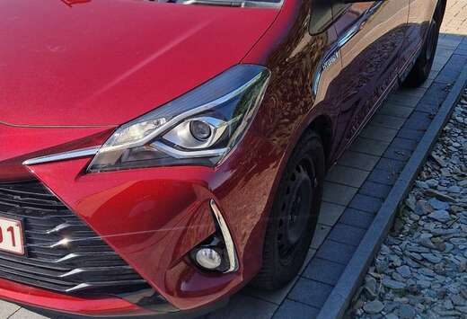 Toyota Hybrid 1.5i VVT-i Comfort and pack Style
