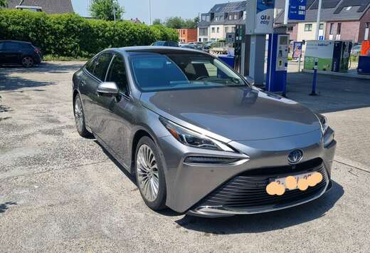 Toyota Premium Fuel Cell