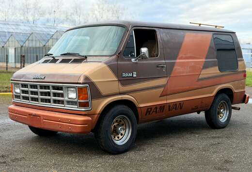Dodge B150 Ram