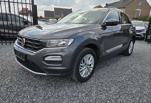 Volkswagen 1.0 TSI☆NAVI☆CARPLAY☆DAB☆ADAPCRUIS ...