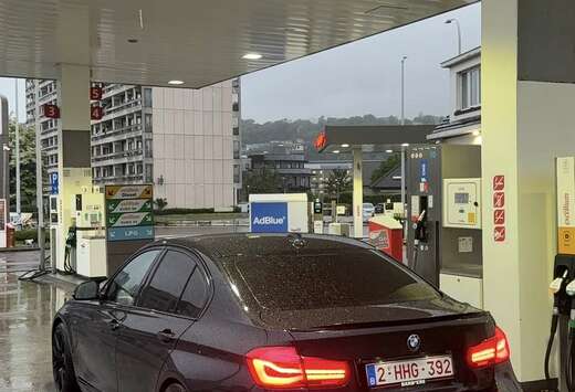 BMW 330eA Plug-In Hybrid