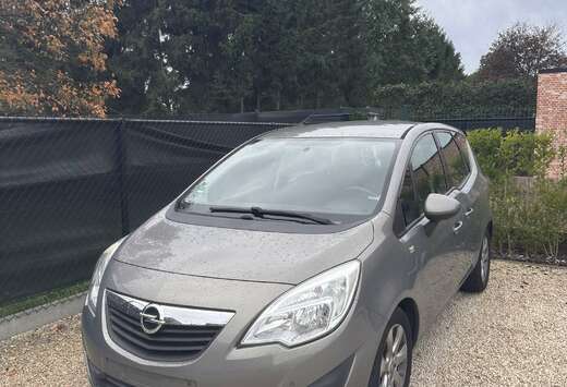 Opel Opel Meriva 1.4 Benzine – 2011 – 165.000 km