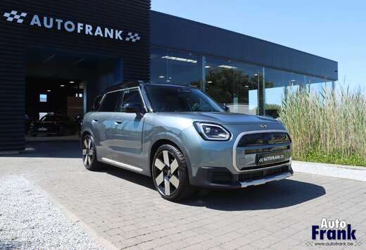 MINI FAVOURED / PACK XL / PANO / TREKHK / DRIV PRO /  ...