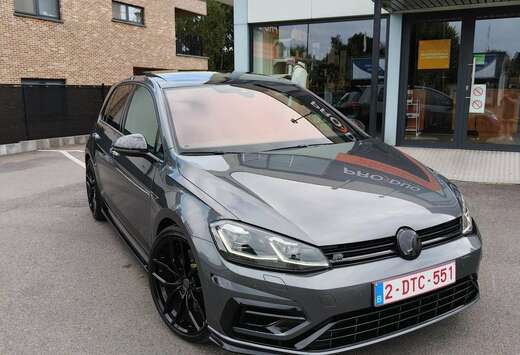 Volkswagen GOLF 7.5R AKRAPOVIC/PANO/4X4/CAMERA/....