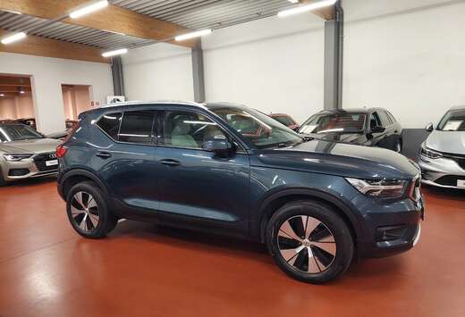 Volvo 1.5i + Momentum Pro + Geartronic + CUIR + PANOD ...