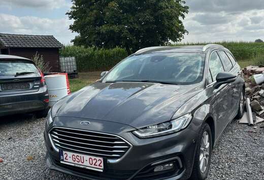 Ford Clipper 2.0 HEV Titanium