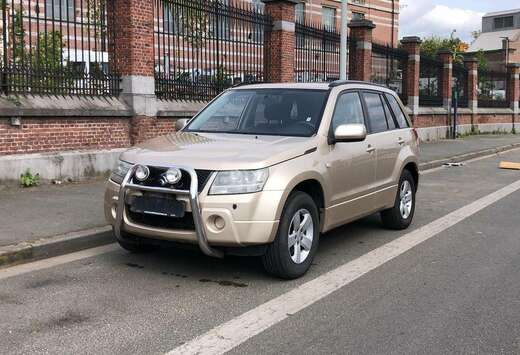 Suzuki Grand Vitara 2.0i JLX-E
