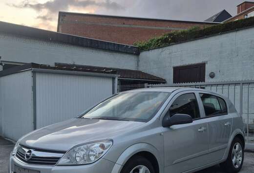 Opel OPEL ASTRA-1.4 BENZINE-CRUISE CONTROL-159.000KM
