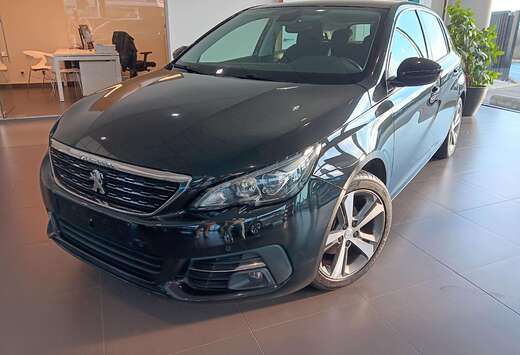 Peugeot Allure 1.2 benzine 130 pk man 6