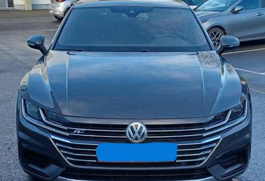 Volkswagen Arteon 2.0 TSI R-Line DSG