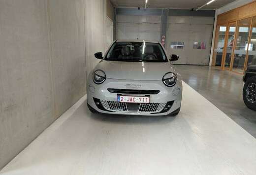 Fiat 1 1.2 Hybrid 145cv DCT Icon