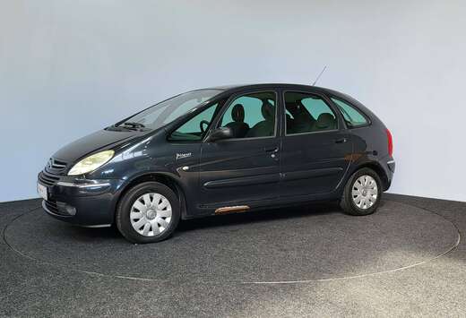 Citroen 1.6 Diesel  2008  133.883 km  PDC  Airco  Rad ...