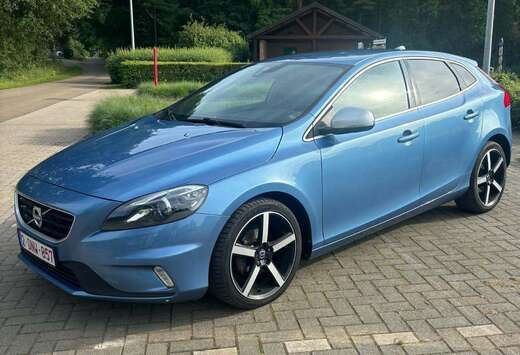 Volvo D2 R-Design