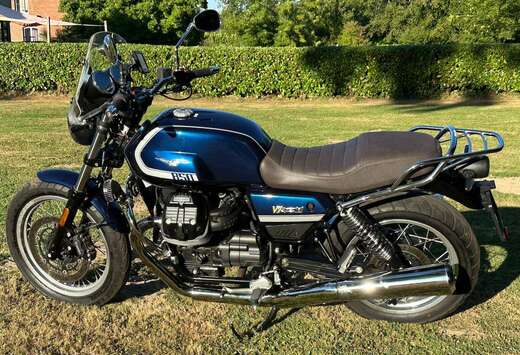 Moto Guzzi V7 SPECIAL