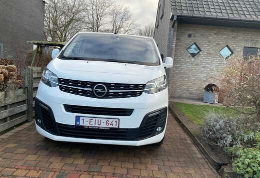Opel Vivaro 2.0 D L2 dubbele cab. Lichte vracht