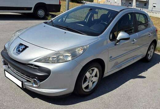 Peugeot 1.4i 16v Sporty