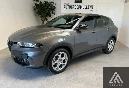 Alfa Romeo PHEV AT6e Q4 280 pk