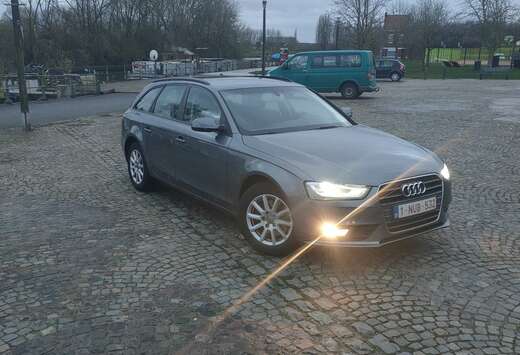 Audi Avant 2.0 TDI 143 Attraction