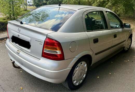 Opel 1.4i XE 16v Comfort