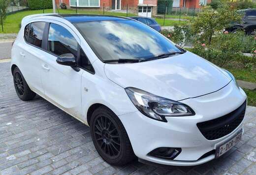 Opel Hatckback Black edition