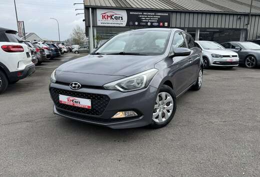 Hyundai 1.2i ESSENCE / 1\'ier PROPRIETAIRE // GARANTI ...