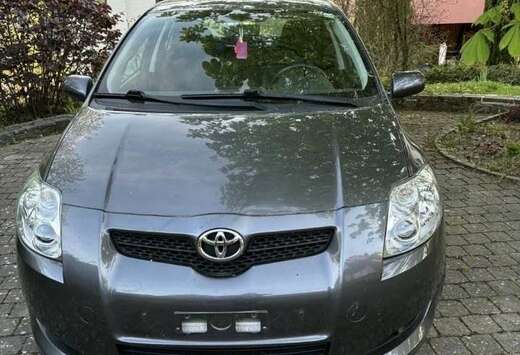 Toyota 1.4 D-4D Linea Luna Pack