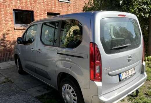 Opel Combo Life 1.2 Innovation monovolume