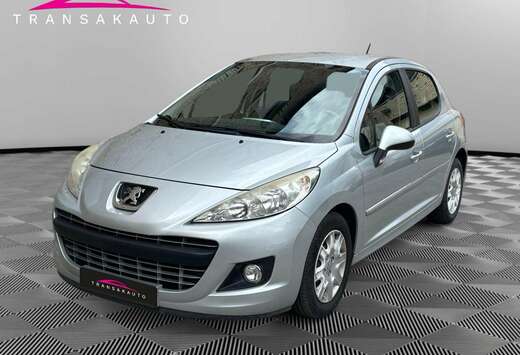 Peugeot 207 1.4i / Garantie / Kit main libre