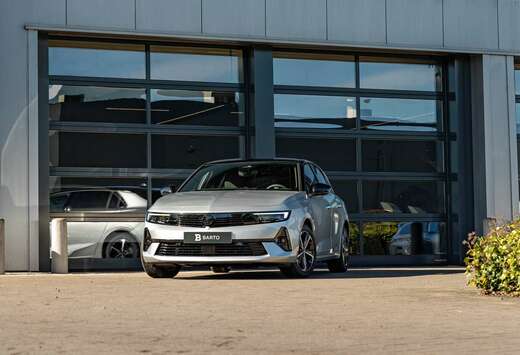 Opel GS  130 PK AT  Afn. Trekhaak  360  Zetelve...