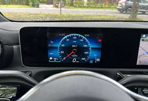 Mercedes-Benz CLA 180 d