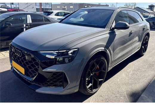 Audi 4.0 TFSI PERFORMANCE/KERAMIK//PANO/23/RS DY+/HUD ...