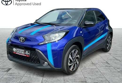 Toyota 1.0 CVT pulse + tech pack